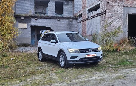 Volkswagen Tiguan II, 2017 год, 1 750 000 рублей, 3 фотография