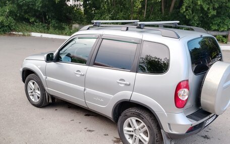 Chevrolet Niva I рестайлинг, 2014 год, 453 000 рублей, 4 фотография