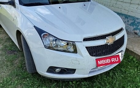 Chevrolet Cruze II, 2012 год, 550 000 рублей, 3 фотография