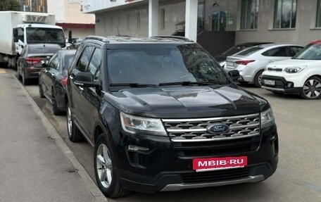Ford Explorer VI, 2018 год, 2 350 000 рублей, 4 фотография