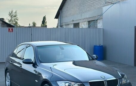 BMW 3 серия, 2005 год, 1 000 000 рублей, 2 фотография