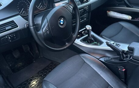 BMW 3 серия, 2005 год, 1 000 000 рублей, 9 фотография