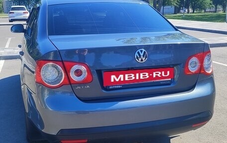 Volkswagen Jetta VI, 2010 год, 650 000 рублей, 3 фотография