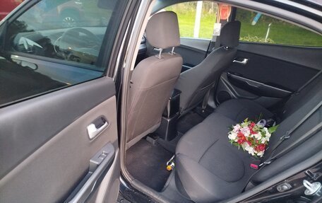 KIA Rio III рестайлинг, 2013 год, 900 000 рублей, 7 фотография