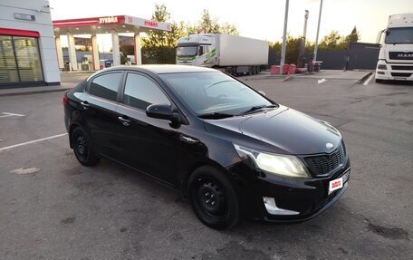 KIA Rio III рестайлинг, 2013 год, 900 000 рублей, 4 фотография