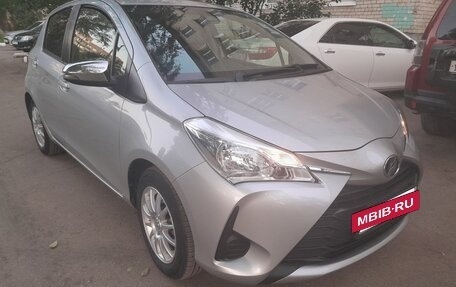 Toyota Vitz, 2019 год, 850 000 рублей, 3 фотография
