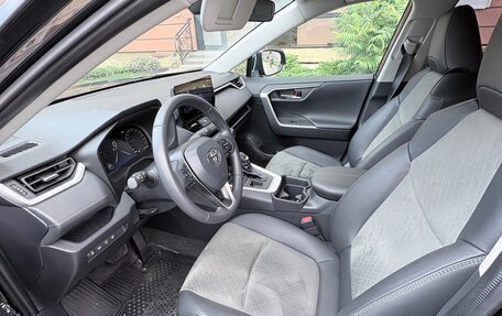 Toyota RAV4, 2024 год, 3 500 000 рублей, 7 фотография