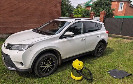 Toyota RAV4, 2013 год, 1 800 000 рублей, 1 фотография