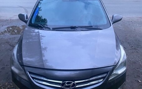 Hyundai Solaris II рестайлинг, 2016 год, 590 000 рублей, 2 фотография