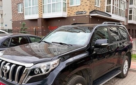 Toyota Land Cruiser Prado 150 рестайлинг 2, 2014 год, 4 500 000 рублей, 7 фотография