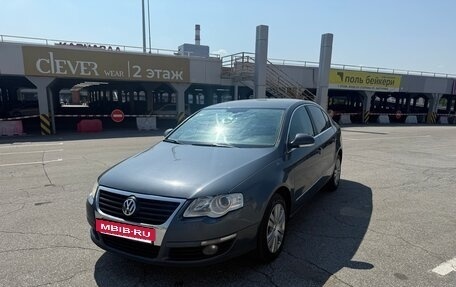 Volkswagen Passat B6, 2010 год, 730 000 рублей, 3 фотография