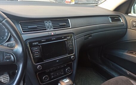 Skoda Superb III рестайлинг, 2012 год, 550 000 рублей, 8 фотография