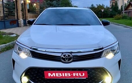 Toyota Camry, 2017 год, 1 650 000 рублей, 11 фотография