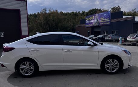 Hyundai Elantra VI рестайлинг, 2020 год, 1 690 000 рублей, 7 фотография