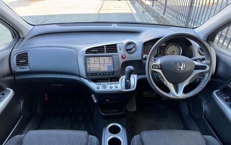 Honda Stream II, 2014 год, 1 038 000 рублей, 9 фотография