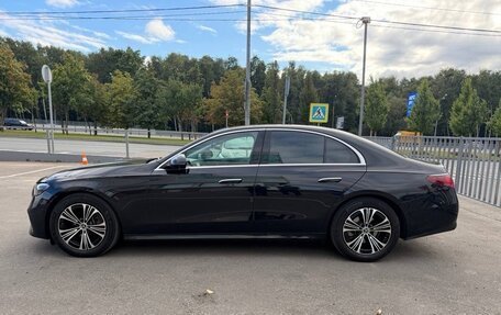 Mercedes-Benz E-Класс, 2024 год, 5 800 000 рублей, 9 фотография