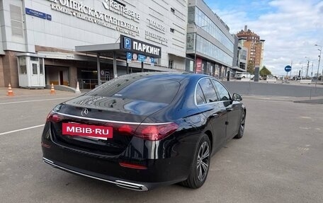 Mercedes-Benz E-Класс, 2024 год, 5 800 000 рублей, 6 фотография