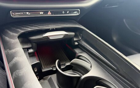 Mercedes-Benz E-Класс, 2024 год, 5 800 000 рублей, 27 фотография