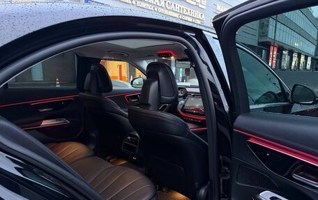 Mercedes-Benz E-Класс, 2024 год, 5 800 000 рублей, 34 фотография