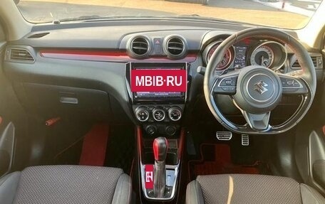 Suzuki Swift V, 2023 год, 1 044 000 рублей, 11 фотография