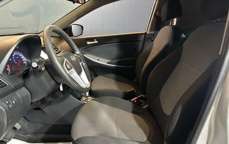 Hyundai Solaris II рестайлинг, 2012 год, 635 000 рублей, 7 фотография