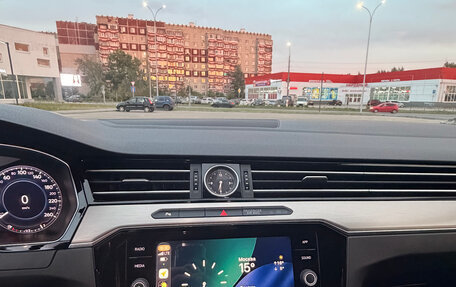 Volkswagen Passat B8 рестайлинг, 2018 год, 2 350 000 рублей, 14 фотография