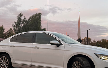 Volkswagen Passat B8 рестайлинг, 2018 год, 2 350 000 рублей, 7 фотография