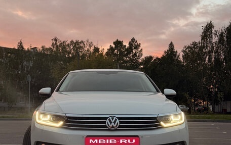 Volkswagen Passat B8 рестайлинг, 2018 год, 2 350 000 рублей, 9 фотография
