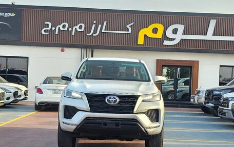 Toyota Fortuner II, 2026 год, 6 070 700 рублей, 3 фотография