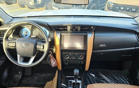 Toyota Fortuner II, 2026 год, 6 070 700 рублей, 12 фотография
