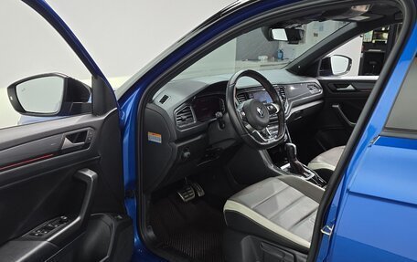 Volkswagen T-Roc I, 2021 год, 2 140 000 рублей, 10 фотография