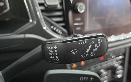 Volkswagen T-Roc I, 2021 год, 2 140 000 рублей, 14 фотография