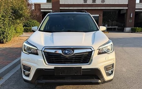 Subaru Forester, 2022 год, 2 333 000 рублей, 2 фотография