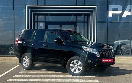 Toyota Land Cruiser Prado 150 рестайлинг 2, 2015 год, 2 948 000 рублей, 3 фотография