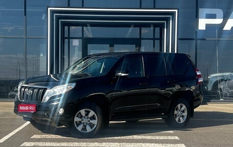 Toyota Land Cruiser Prado 150 рестайлинг 2, 2015 год, 2 948 000 рублей, 1 фотография