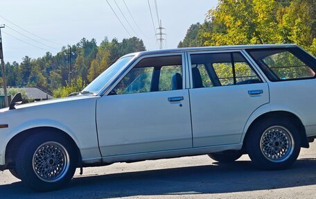 Toyota Corolla, 1982 год, 350 000 рублей, 4 фотография