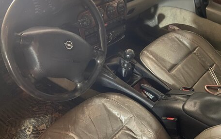 Opel Omega B, 1997 год, 100 000 рублей, 4 фотография