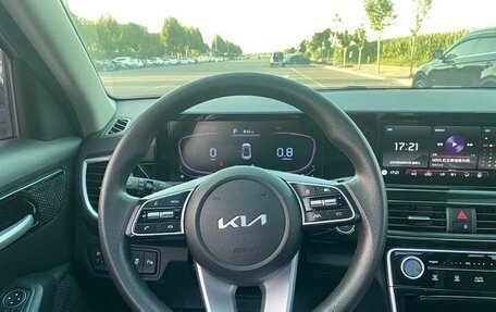 KIA Seltos I, 2023 год, 1 570 000 рублей, 10 фотография