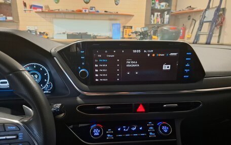 Hyundai Sonata VIII, 2021 год, 2 650 000 рублей, 10 фотография