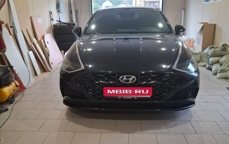 Hyundai Sonata VIII, 2021 год, 2 650 000 рублей, 2 фотография