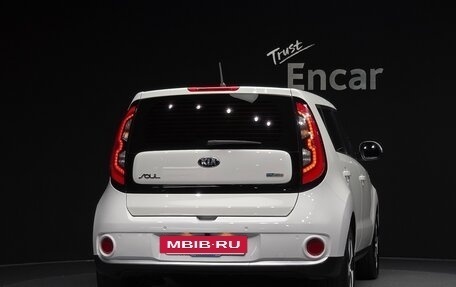 KIA Soul EV I, 2018 год, 1 050 001 рублей, 3 фотография