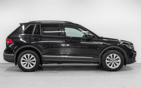 Volkswagen Tiguan II, 2021 год, 3 150 000 рублей, 5 фотография