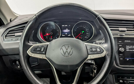 Volkswagen Tiguan II, 2021 год, 3 150 000 рублей, 22 фотография