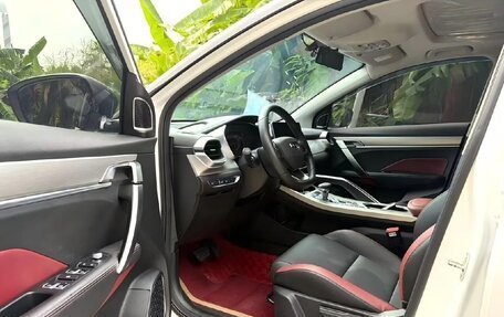 Geely Coolray I, 2022 год, 1 370 000 рублей, 7 фотография