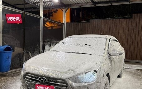 Hyundai Solaris II рестайлинг, 2018 год, 1 020 000 рублей, 5 фотография