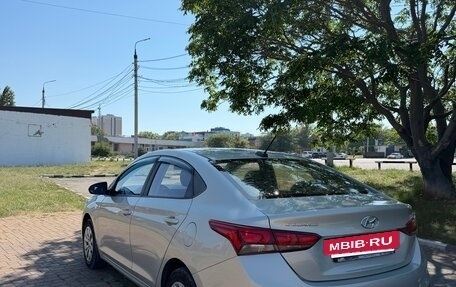 Hyundai Solaris II рестайлинг, 2018 год, 1 020 000 рублей, 8 фотография