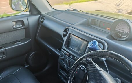 Toyota bB I рестайлинг, 2001 год, 410 000 рублей, 15 фотография