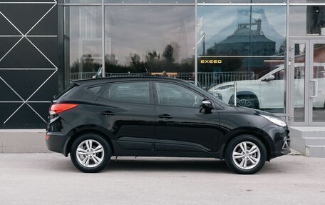 Hyundai ix35 I рестайлинг, 2012 год, 1 400 000 рублей, 4 фотография