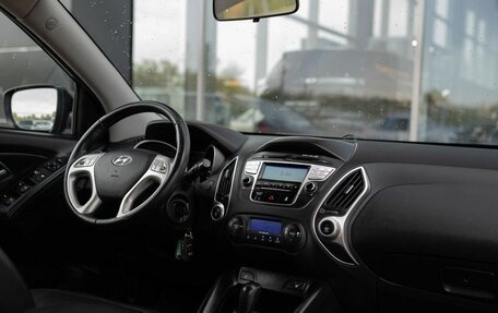 Hyundai ix35 I рестайлинг, 2012 год, 1 400 000 рублей, 10 фотография