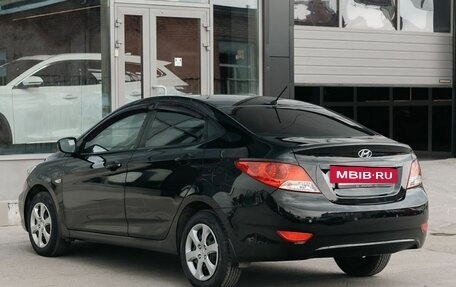 Hyundai Solaris II рестайлинг, 2011 год, 780 000 рублей, 7 фотография